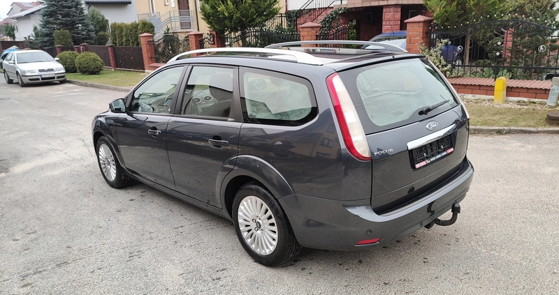 Ford Focus cena 16999 przebieg: 188000, rok produkcji 2010 z Suwałki małe 667